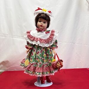 Victorian Rose Collection 1997 Limited Edition Porcelain Doll 17"